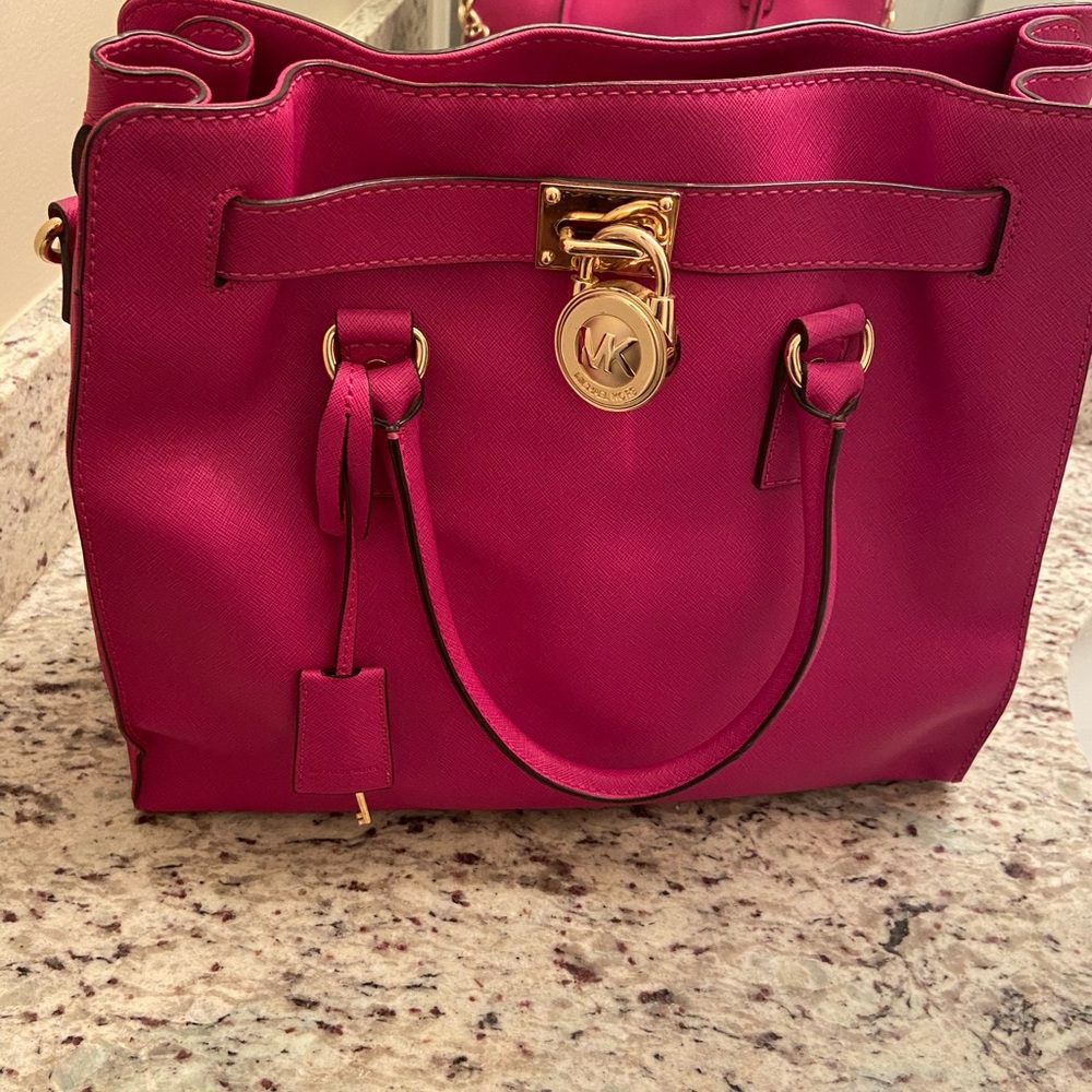 Michael Kors Hangbag
